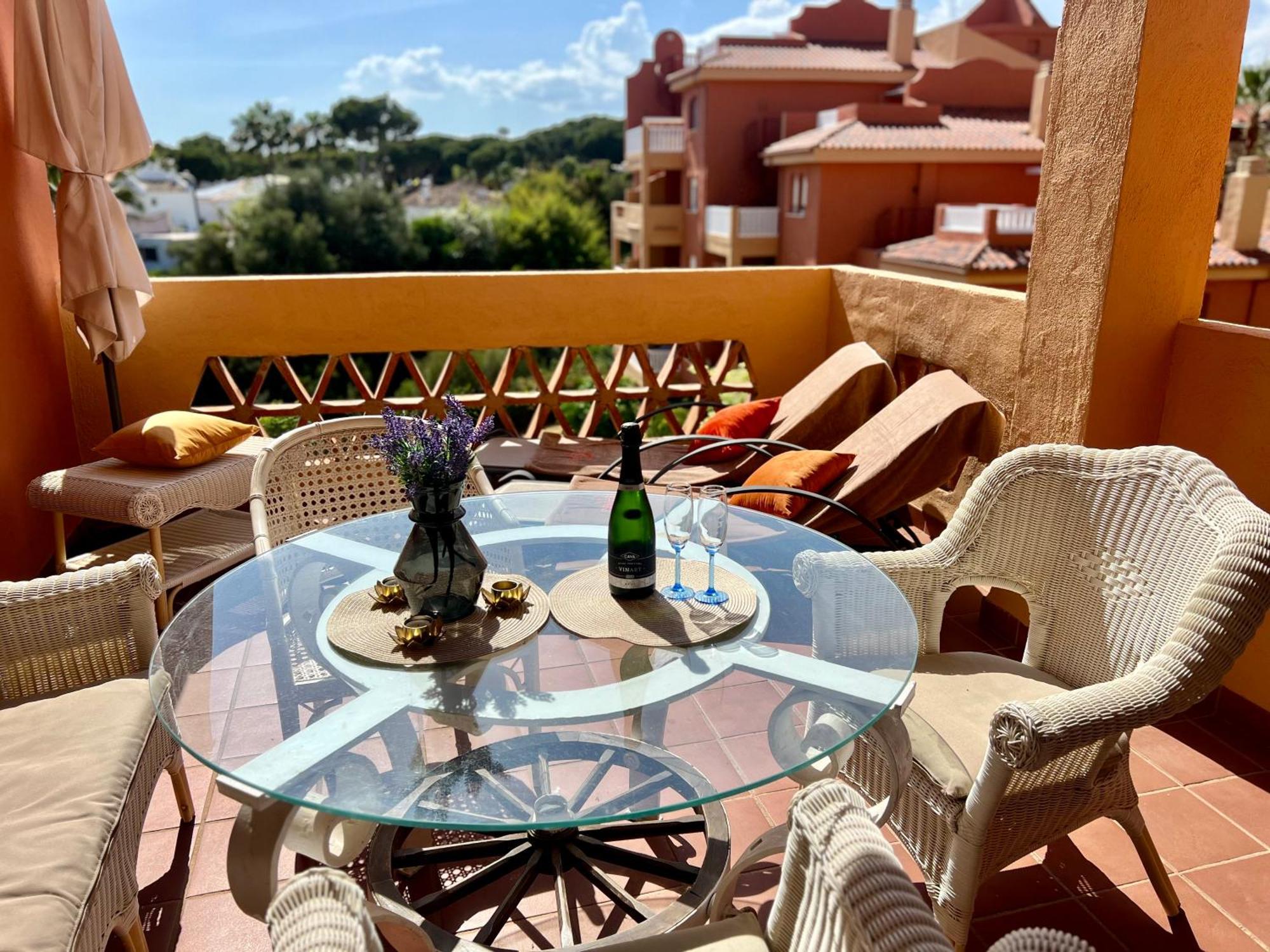2 Bedroom Apartment Marbella East - La Reserva De Марбелья Екстер'єр фото